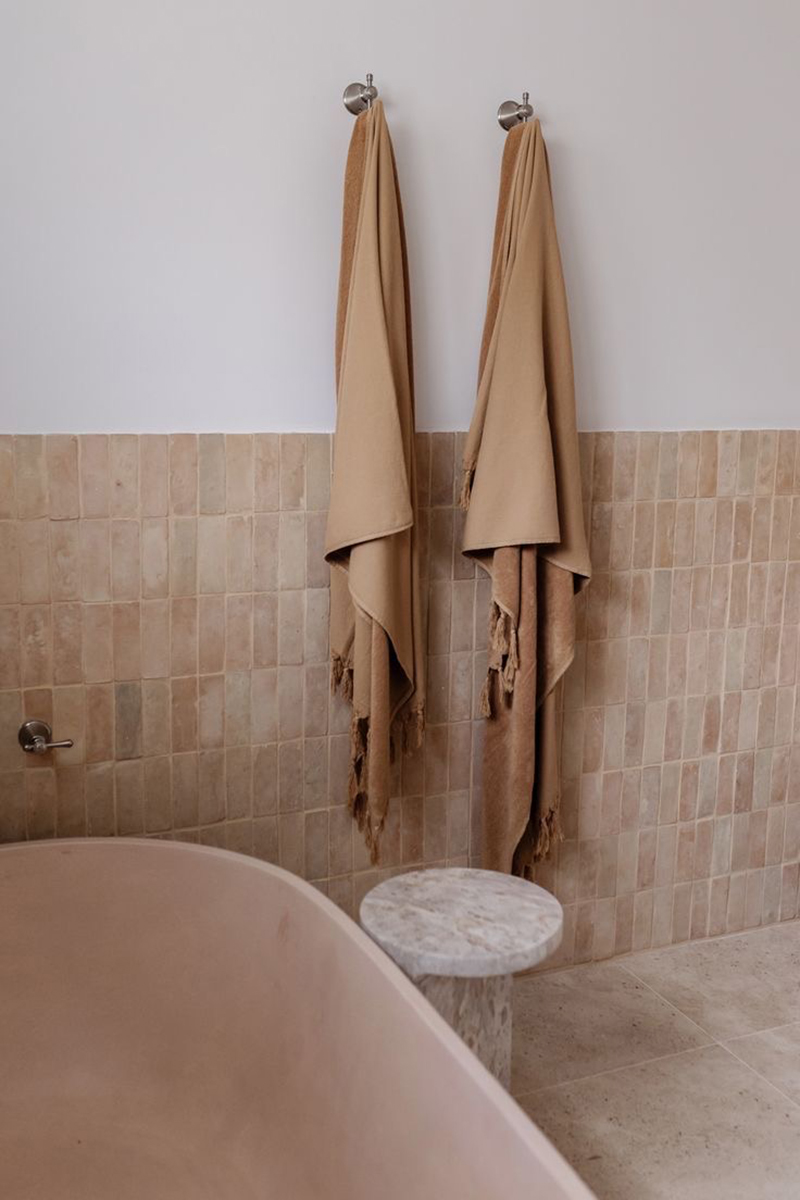 DIY Roman Clay Walls, One Room Challenge: Week Five Desert Bathroom  Makeover, Erika Carlock